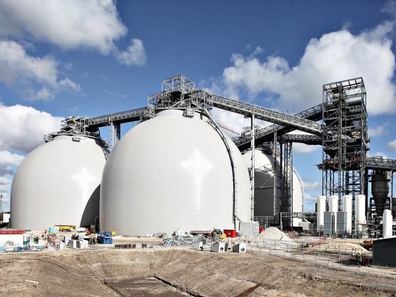 Dome silos under construction