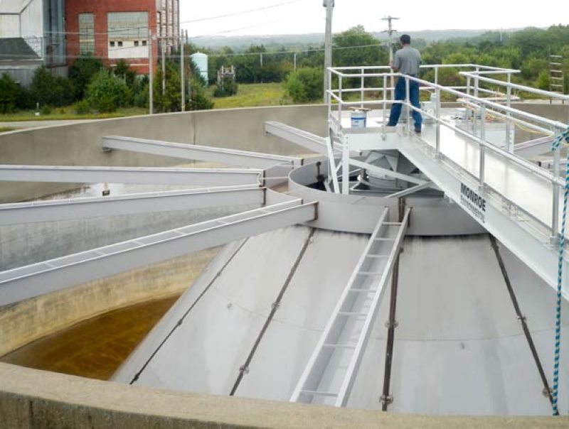 installation Reaction Well on Solids Contact Circular Clarifier WTP