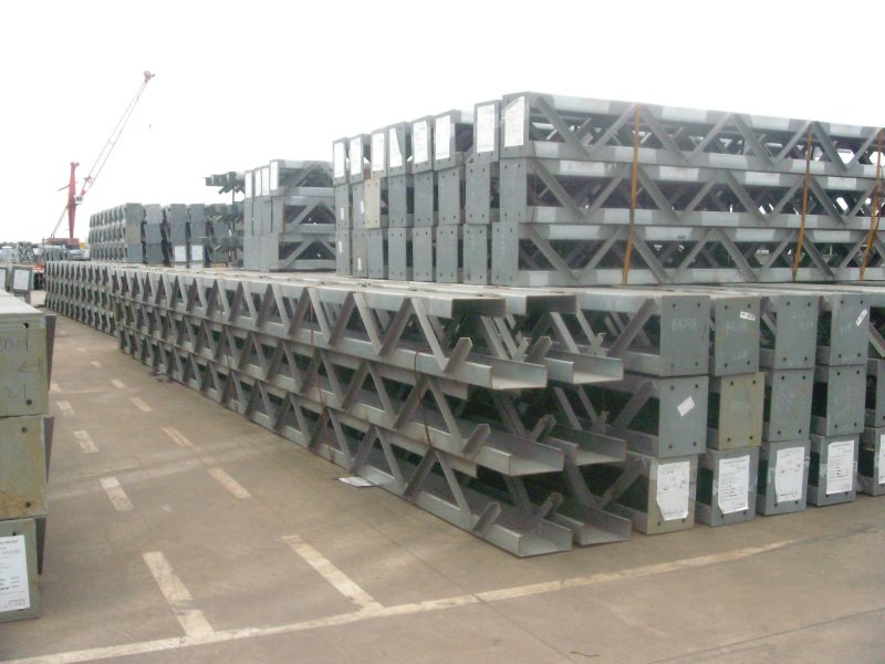 20200328 ORC building steel structure piled at Shanghai port delivery truss supports