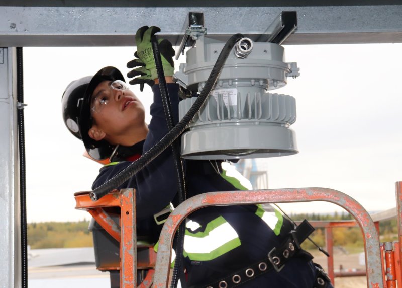 20211015 Remote senser control system installation onto steel beams