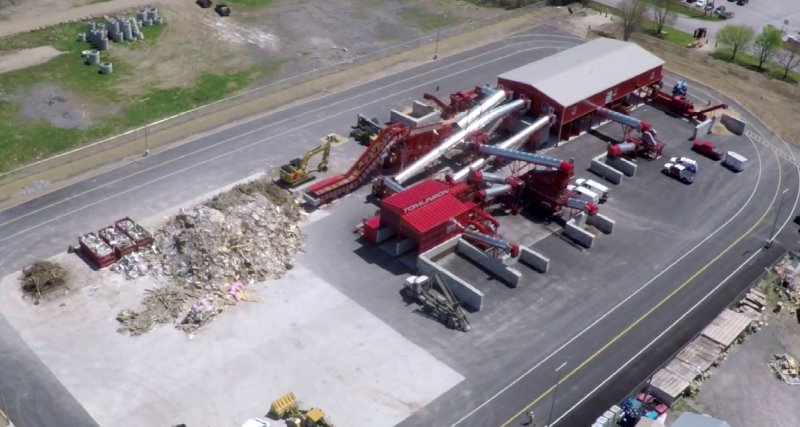 recyclage tomlinson Waste sorting station bird eye view