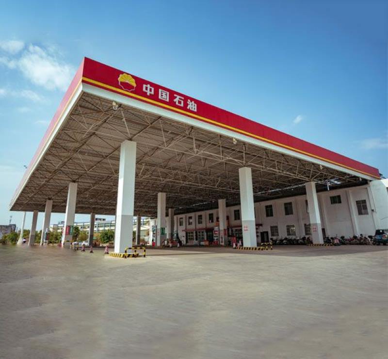 Prefabricated Gas Station Steel Structure Canopy Buildings Completion of Erection