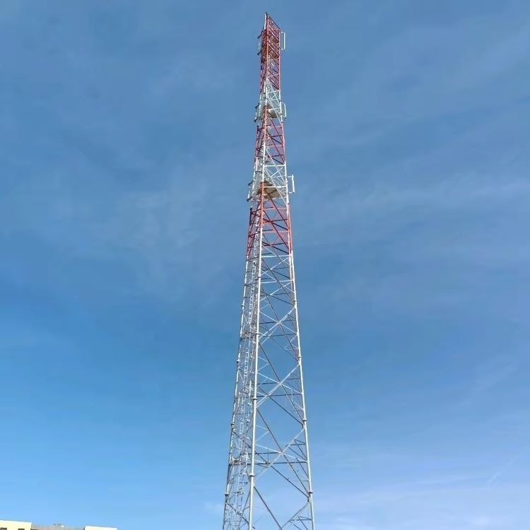 Radio_Wifi_Antenna_Lattice_Telecommunication_Tower_02