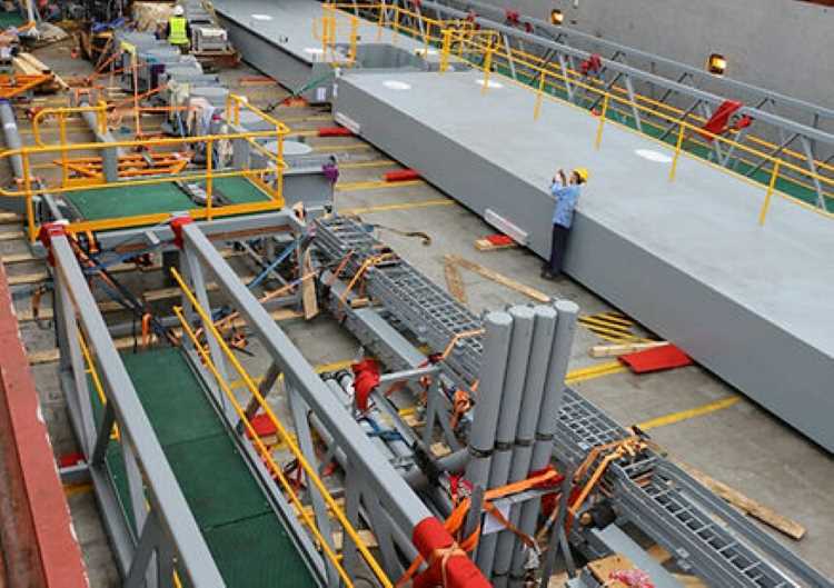 Gangways, 33 metre pontoons and other components secured