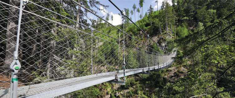 Open Spiral Strand Tension Rod Suspension Bridges