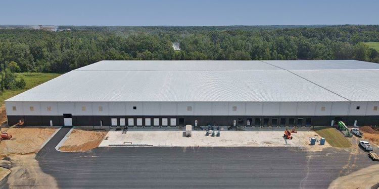 Industrial_Warehouse_Building_for_Distribution_Center_1_warehouse-metal-building