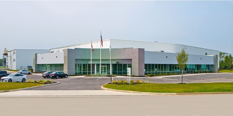 Manufacturing Building Plant with Clear Bay Joist System