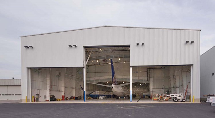 Steel_Structure_Commercial_Aircraft_Hangar_For_Continental_Line_5