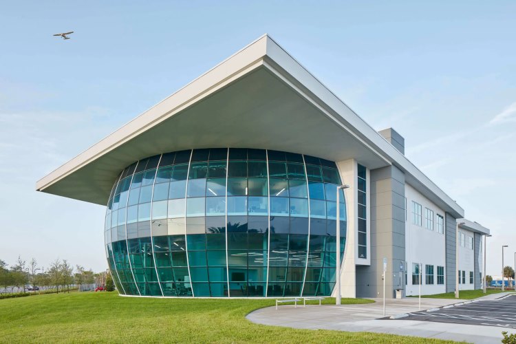 Atriums Double-curved Façade Metal Works