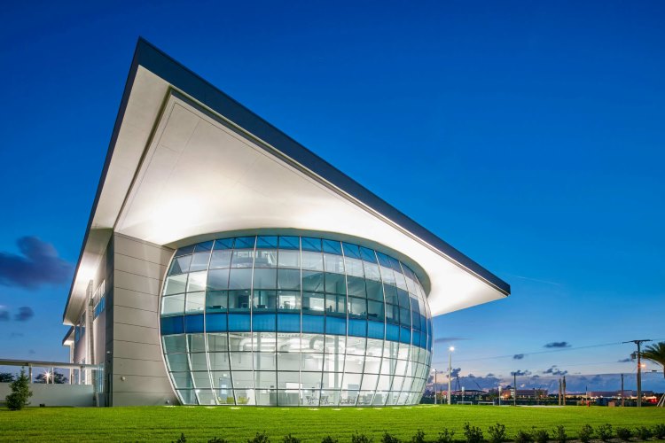 Atriums Double-curved Façade Metal Works