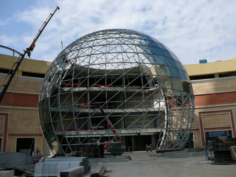 Tint Glass Spherical Entry Dome Atriums