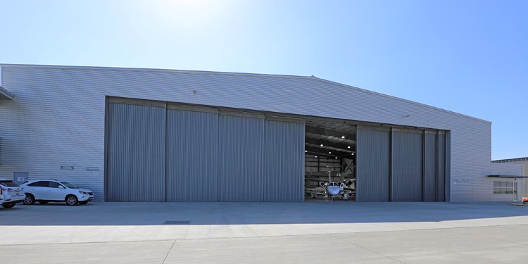 Metal_FBO_Buildings_in_Prefabricated_Steel_Structure_System_3_desert-jet-steel-building-fbo-hangar-5