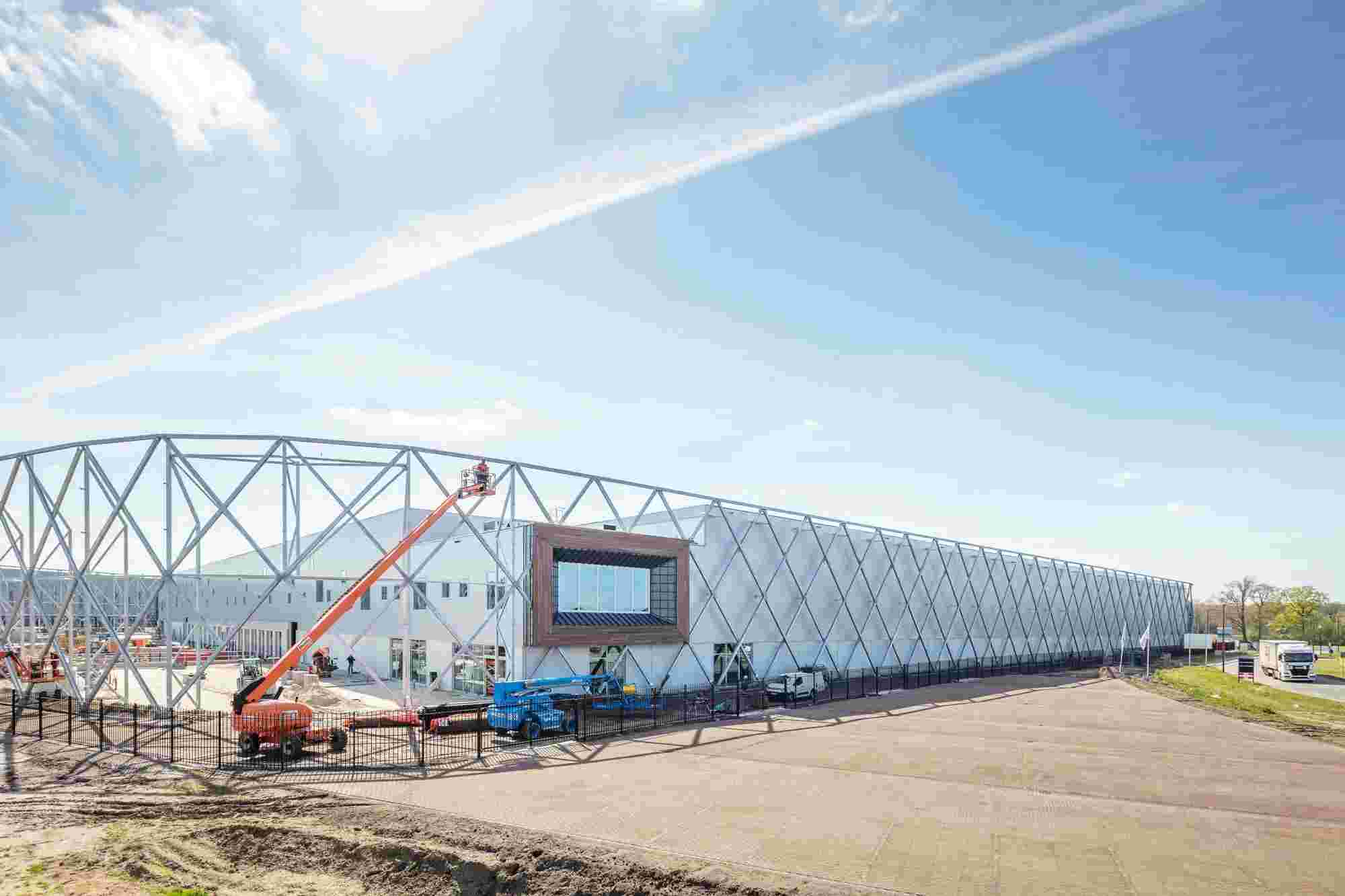 Steel_Structure_Logistics_Centre_Distribution_Centre_01