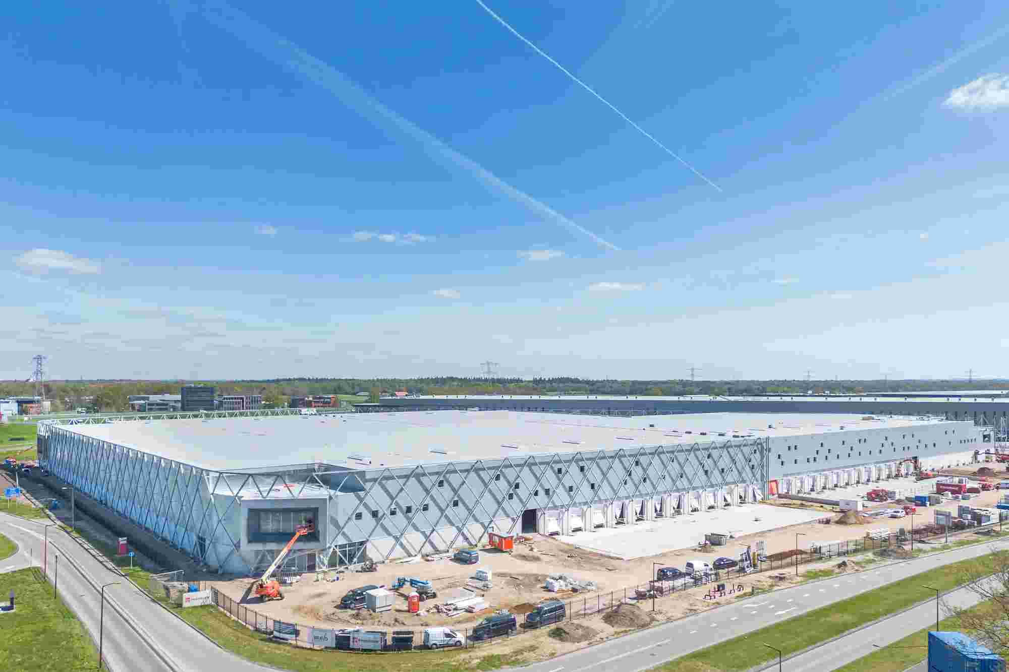 Steel_Structure_Logistics_Centre_Distribution_Centre_08