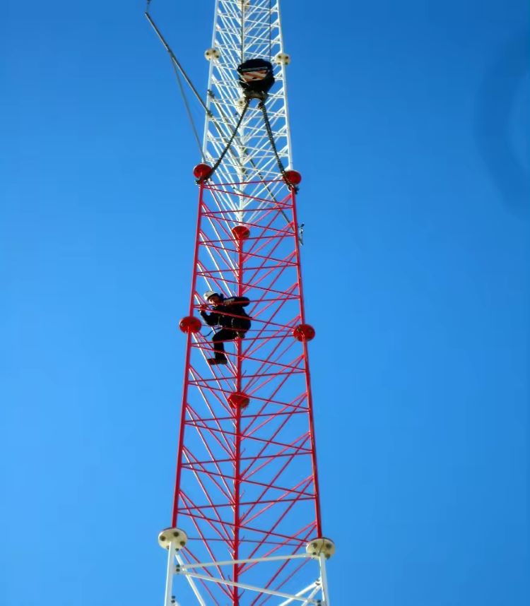 3 Leg Telecom Tower