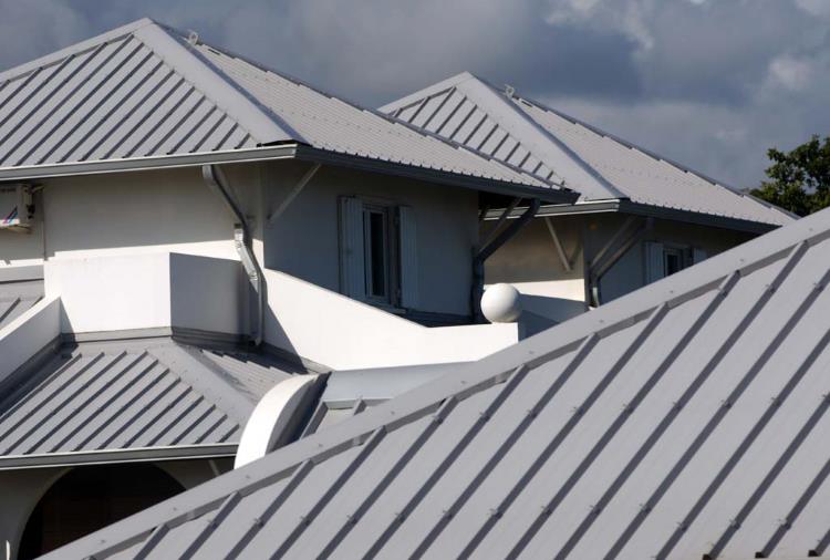 The Pros & Cons Of Standing Seam Metal Roofing